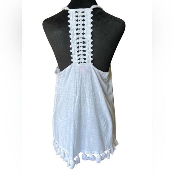 Lilly Pulitzer Tank Top White Size Medium Pom Pom Trim Crochet Racerback  NWT - Picture 3 of 5
